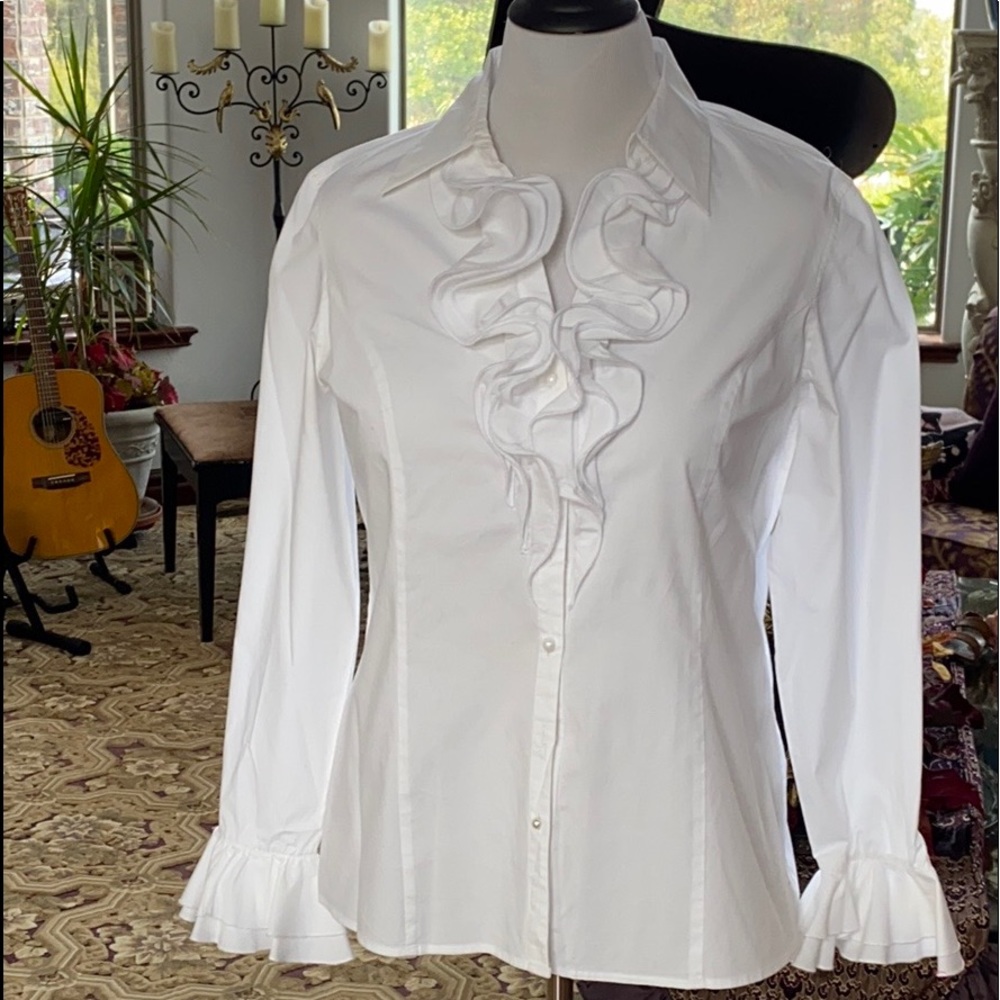 Beautiful Bright White Blouse, size L.